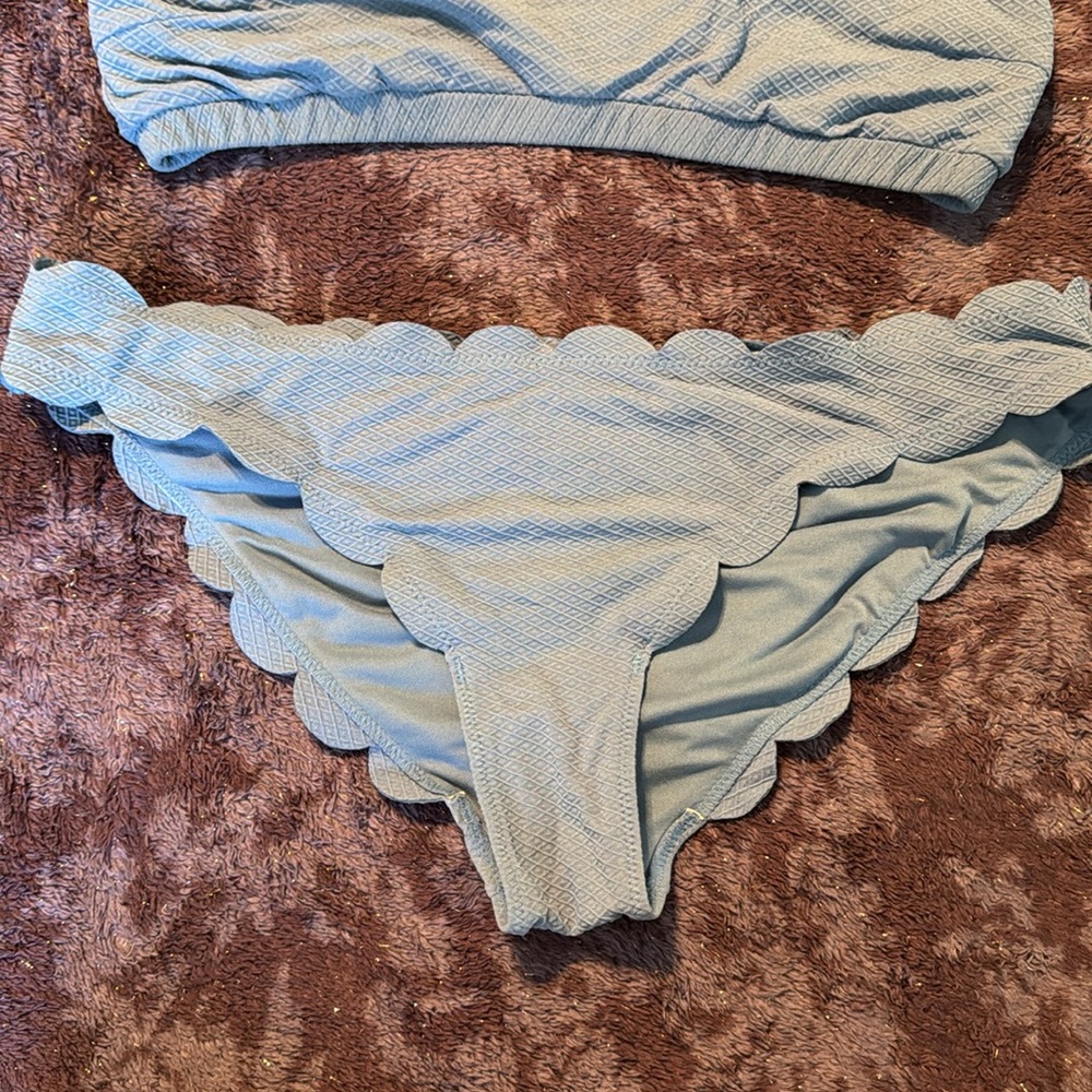 XL Jessica Simpson Blue Scalloped Bikini Set - Picture 2 of 8